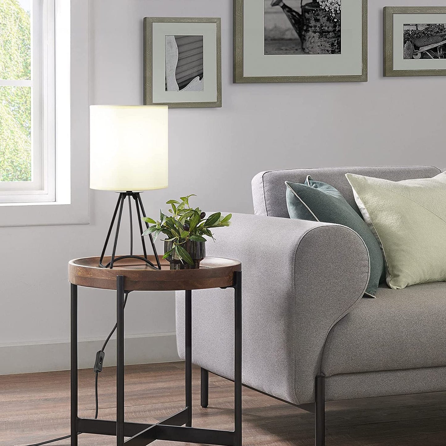 Black Metal Bedside Table Lamps Set of 2 (Bulb not Included)