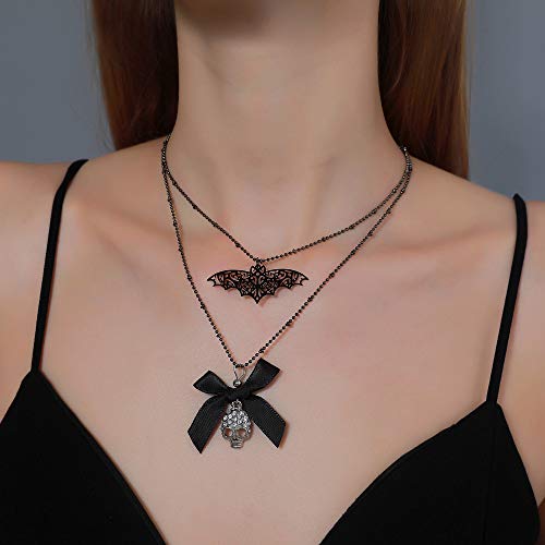 Vintage GothicNecklace Earrings Set,Halloween Crystal Pendant Necklace Punk Style Reptile Animal