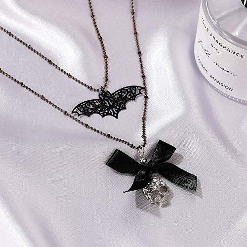 Vintage GothicNecklace Earrings Set,Halloween Crystal Pendant Necklace Punk Style Reptile Animal