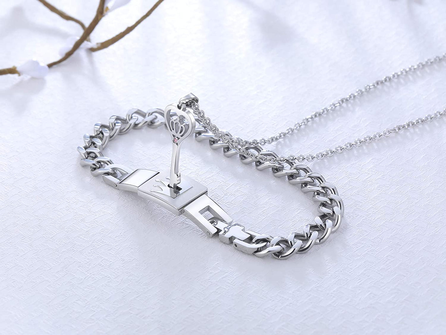 His & Hers Matching Set King Queen Couple Key Lock Bracelet Pendant Set in a Box, A Pair