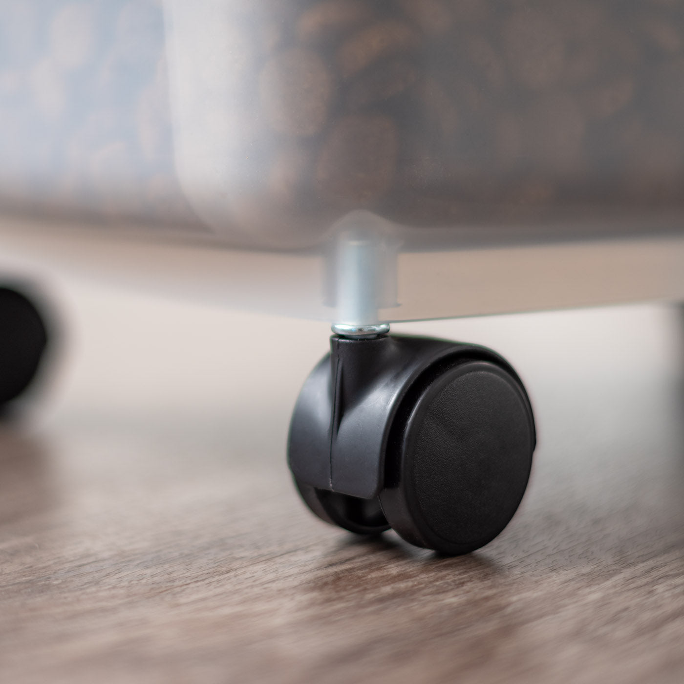 Airtight Dog/Cat Food Container with Wheels, Green