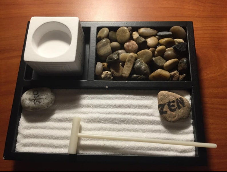 3-Compartments Relaxing Tabletop Zen Garden Kit For Office, Desk Or Bedroom