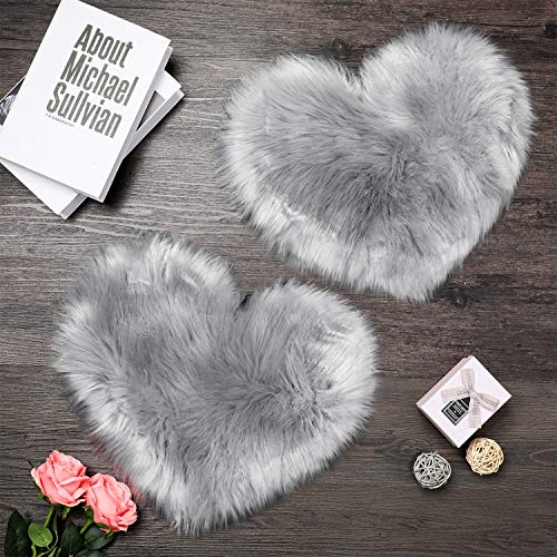 2 Pieces Fluffy Faux Sheepskin Area Rug Heart Shaped, 12 x 16 Inch