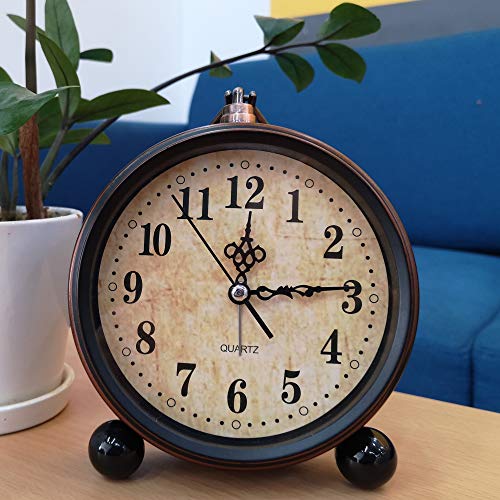 Vintage Alarm Clock, Analog Silent Small Desk Clock Battery Operated