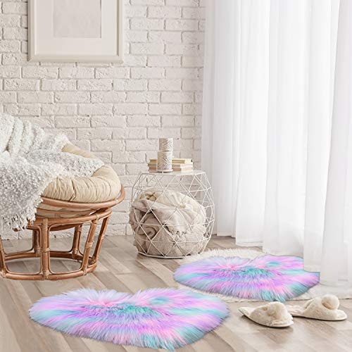 2 Pieces Fluffy Faux Sheepskin Area Rug Heart Shaped, 12 x 16 Inch