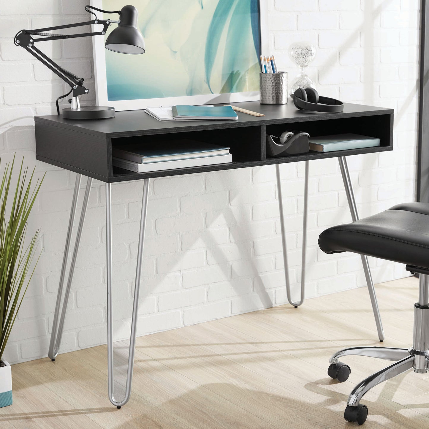 Hairpin Writing Desk