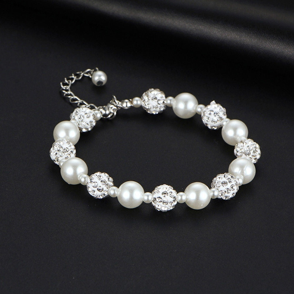 Unique Silvery Metal Pearl Pendant Bracelet for Women