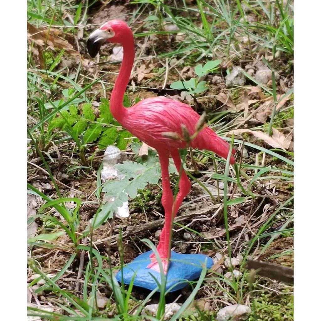 Set of 2 Lovely Garden Pink Flamingo Statue