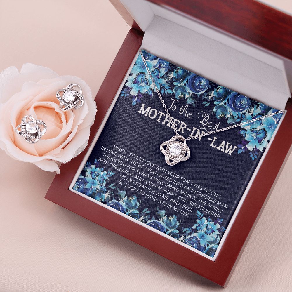 MessageSOOOO Love Knot Earring & Necklace Set