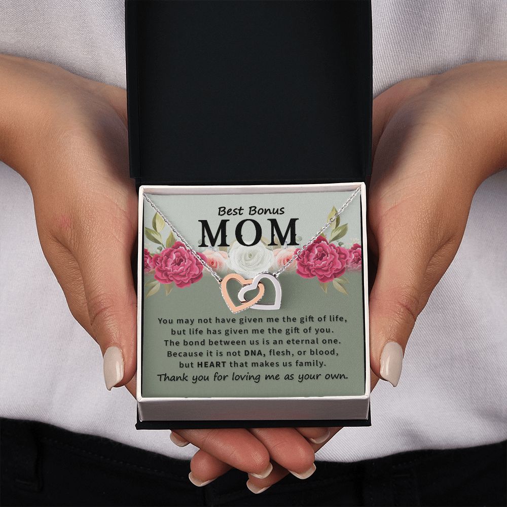 Best bonus mom- Interlocking Hearts necklace