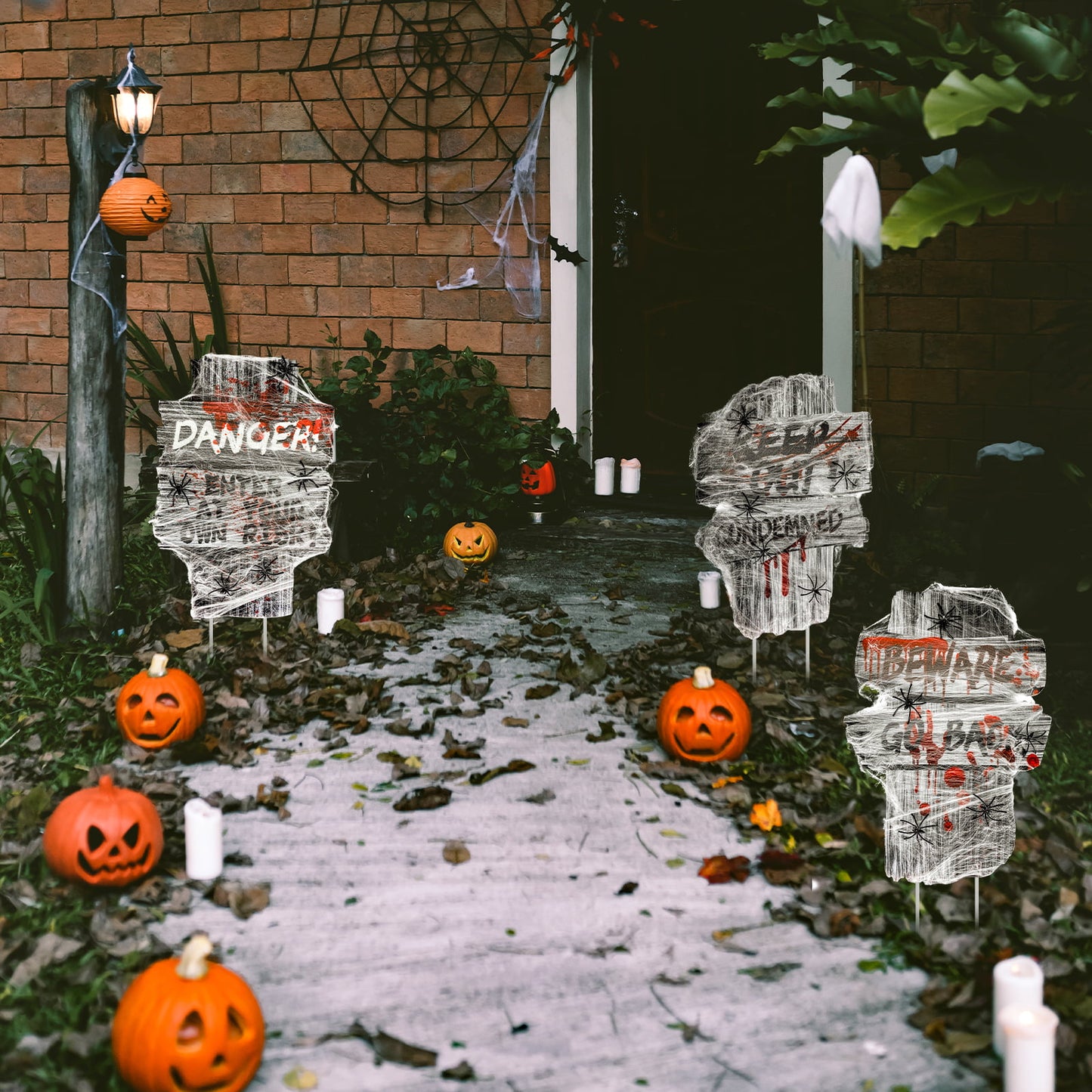 Halloween  Outdoor Yard Signs Stakes w/ 20g Cobwebs & 18 Pcs Small Spider