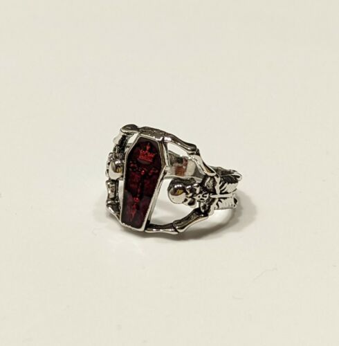 Vintage Punk Skull Ring Unisex Hip Hop Engagement Rings Fashion Red Zircon